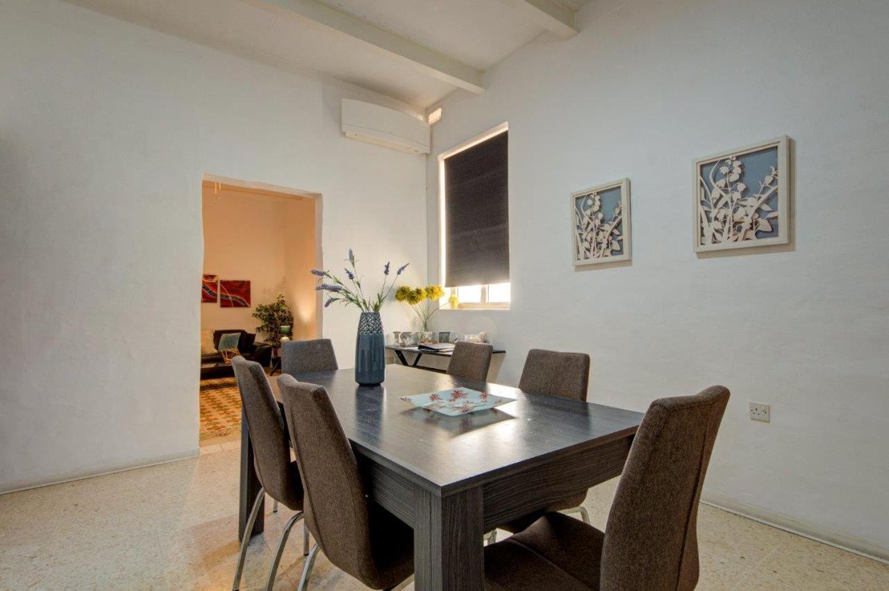 Valletta 2 Bedroom Sleeps 6 Apartment Walking Distance To Centre And The Sea Екстериор снимка