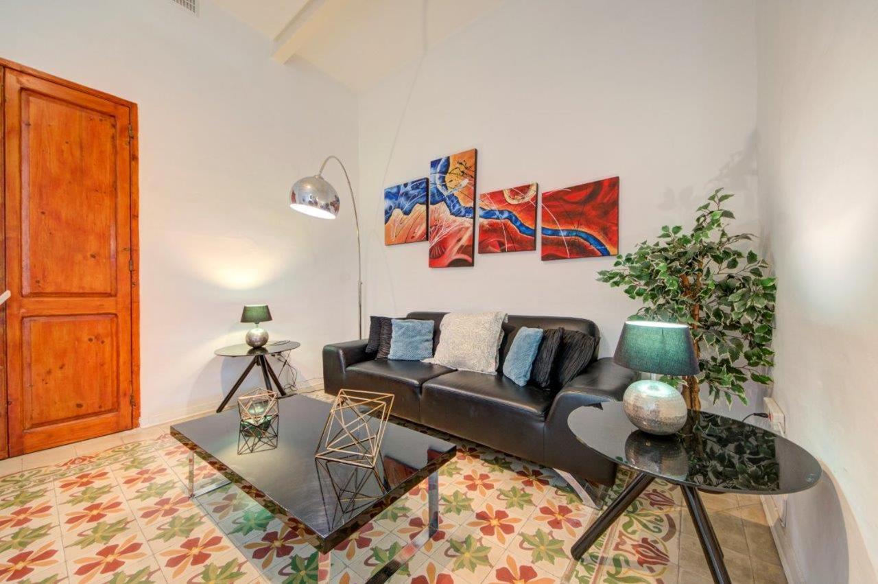 Valletta 2 Bedroom Sleeps 6 Apartment Walking Distance To Centre And The Sea Екстериор снимка