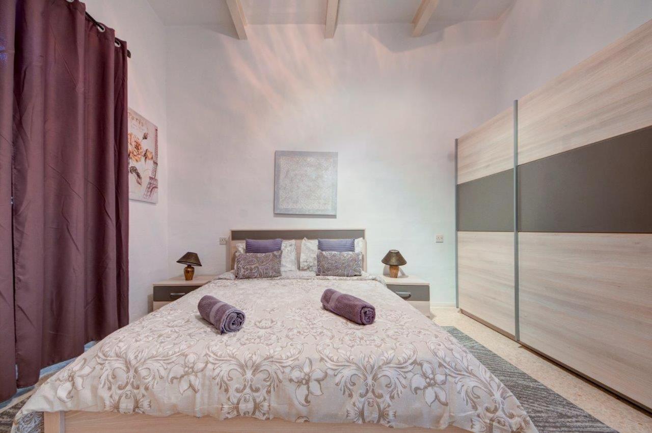 Valletta 2 Bedroom Sleeps 6 Apartment Walking Distance To Centre And The Sea Екстериор снимка