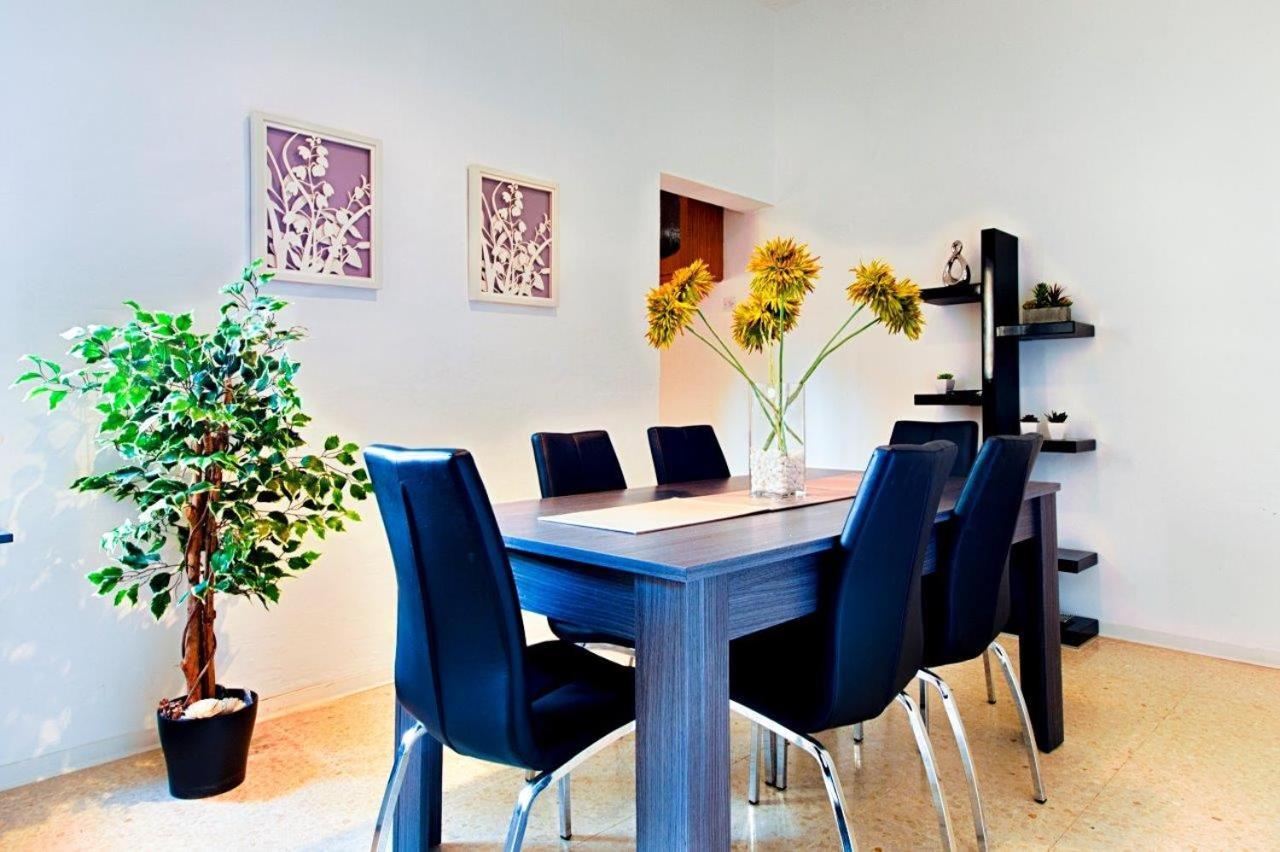 Valletta 2 Bedroom Sleeps 6 Apartment Walking Distance To Centre And The Sea Екстериор снимка